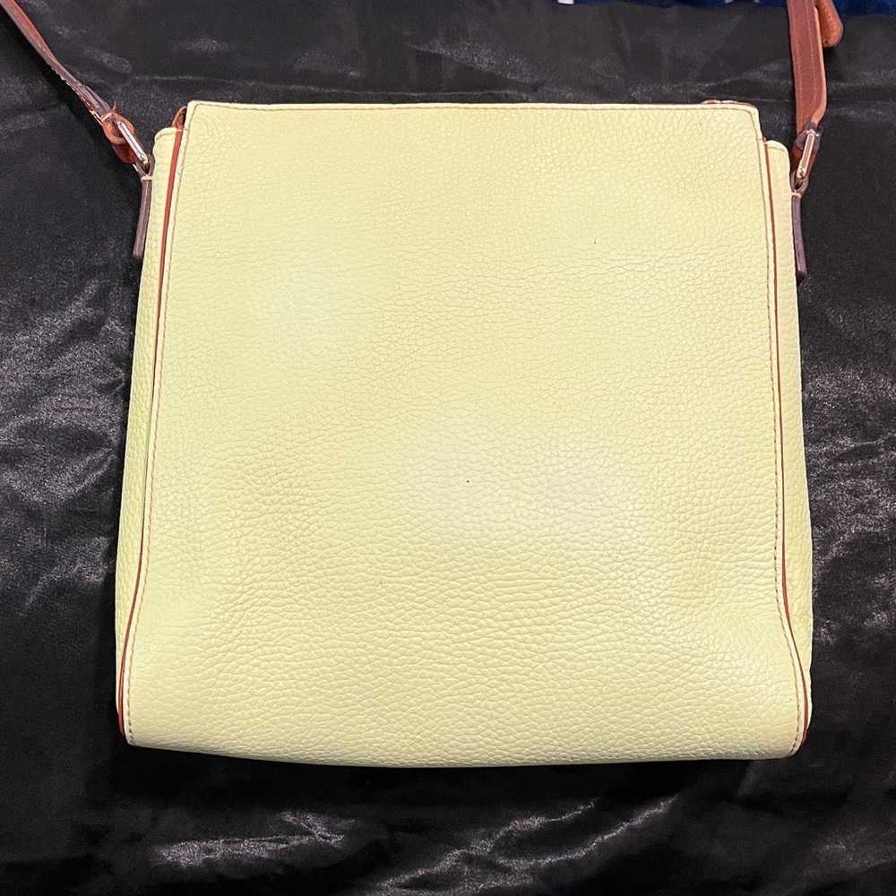 Dooney & Bourke Citrus lime Peyton Crossbody Bag - Picture 2 of 14